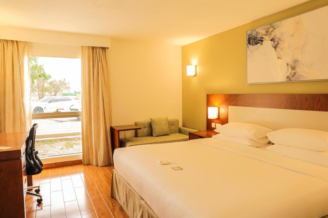 Dhafra Beach Hotel Джебел-Данна Экстерьер фото