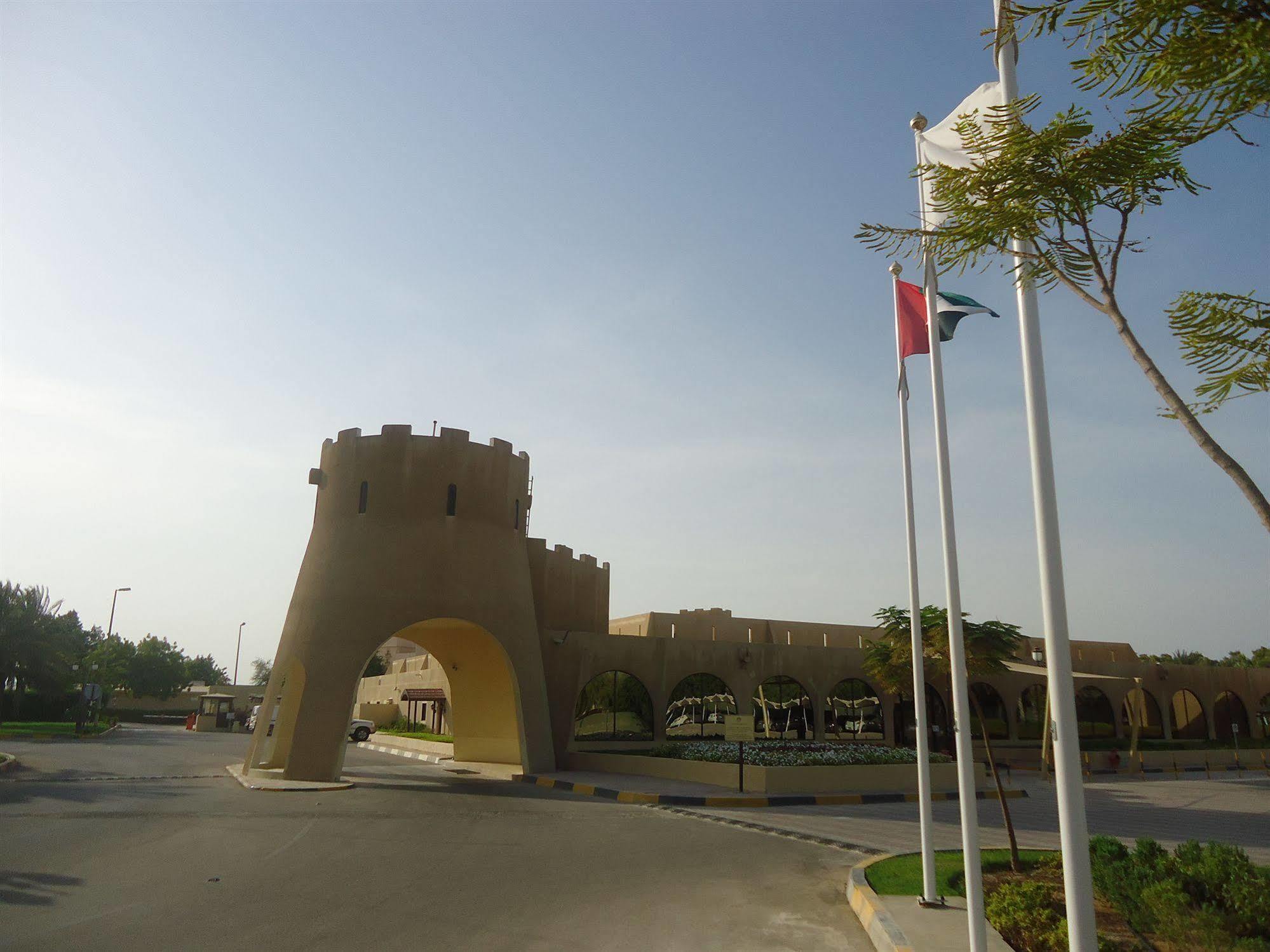 Dhafra Beach Hotel Джебел-Данна Экстерьер фото